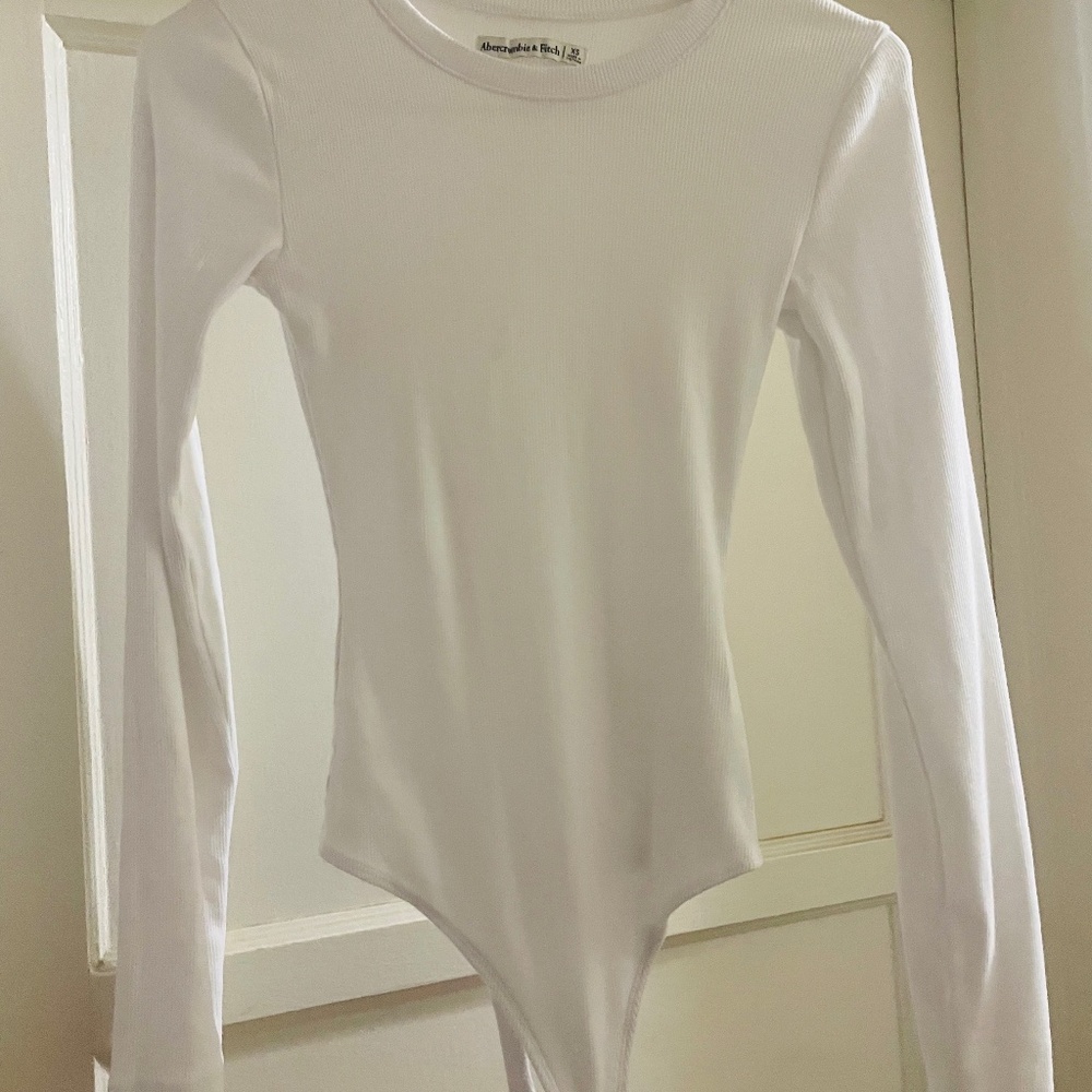 Abercrombie & Fitch White Crew Thong Bodysuit - Picture 1 of 2